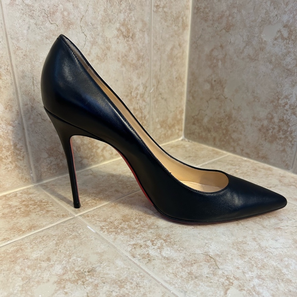 Décolleté Red Bottoms - Christian Louboutin